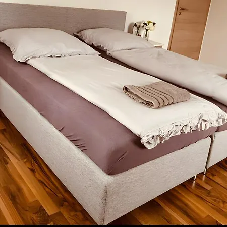 Mirjam Apartment *
