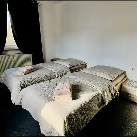 In Lägenhet *